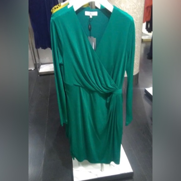 Issa London side wrap never worn beautiful dress - Picture 6 of 11